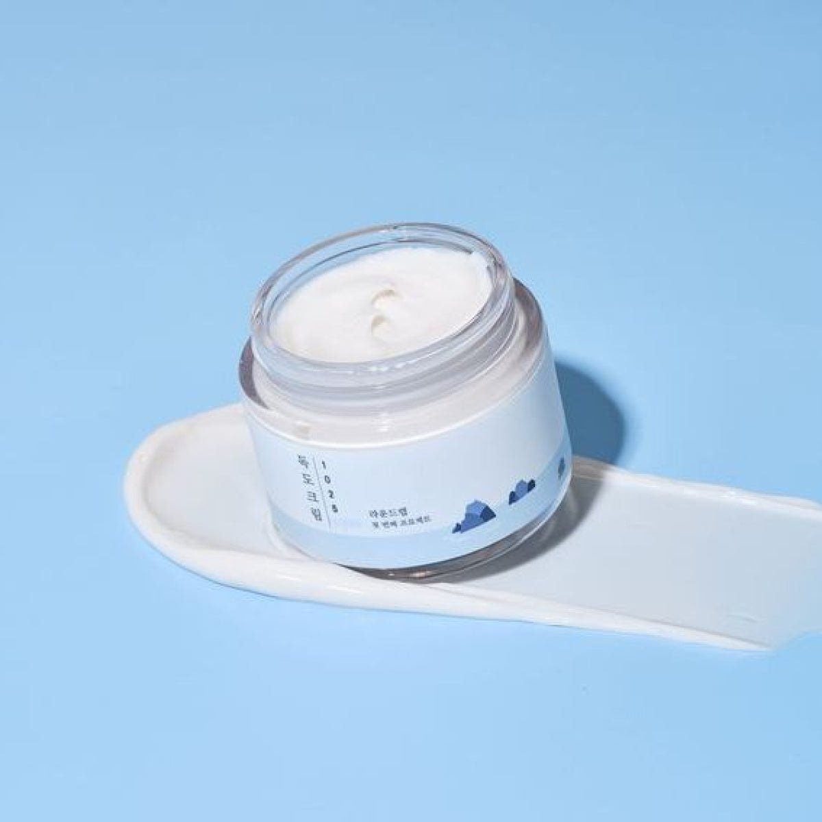 Crema Ligera Hidratante con Complejo de Minerales Round Lab 1025 Dokdo Light Cream - KBOX