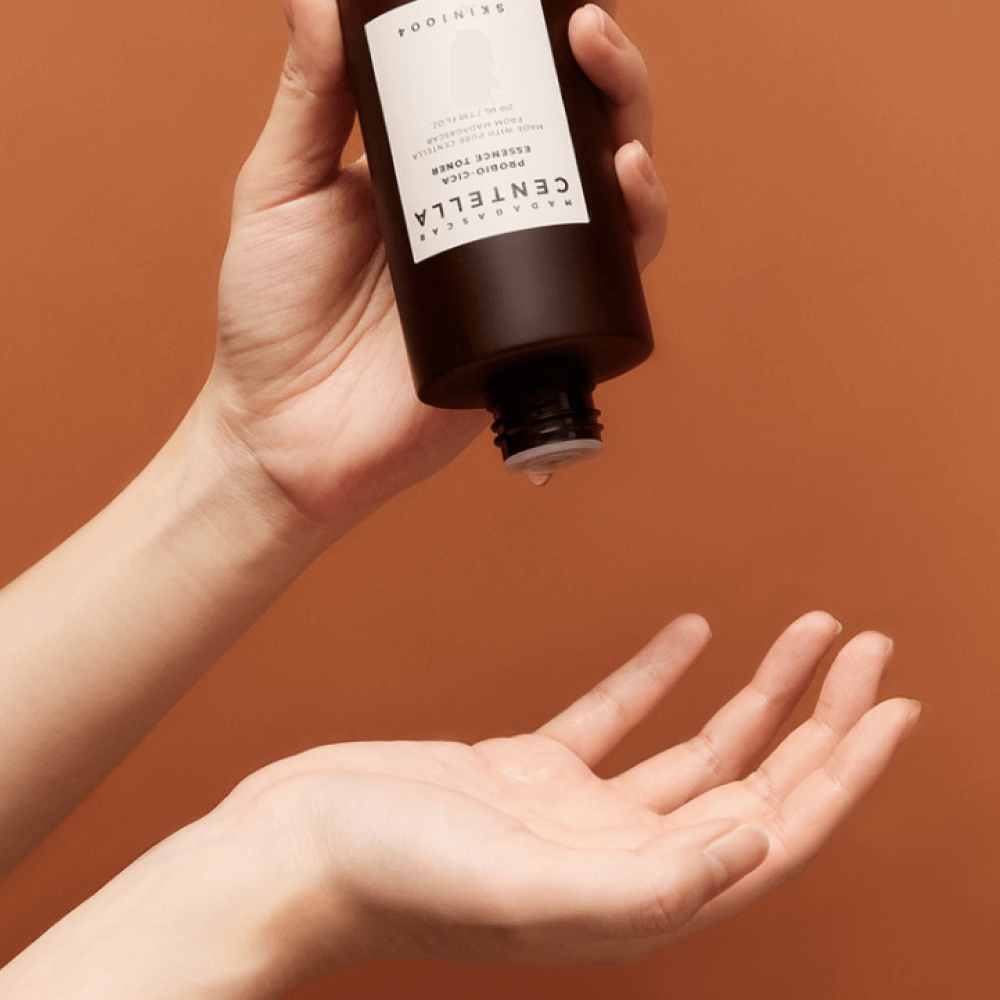 Tónico - esencia con probióticos SKIN1004 Madagascar Centella Probio - Cica Essense Toner - KBOX