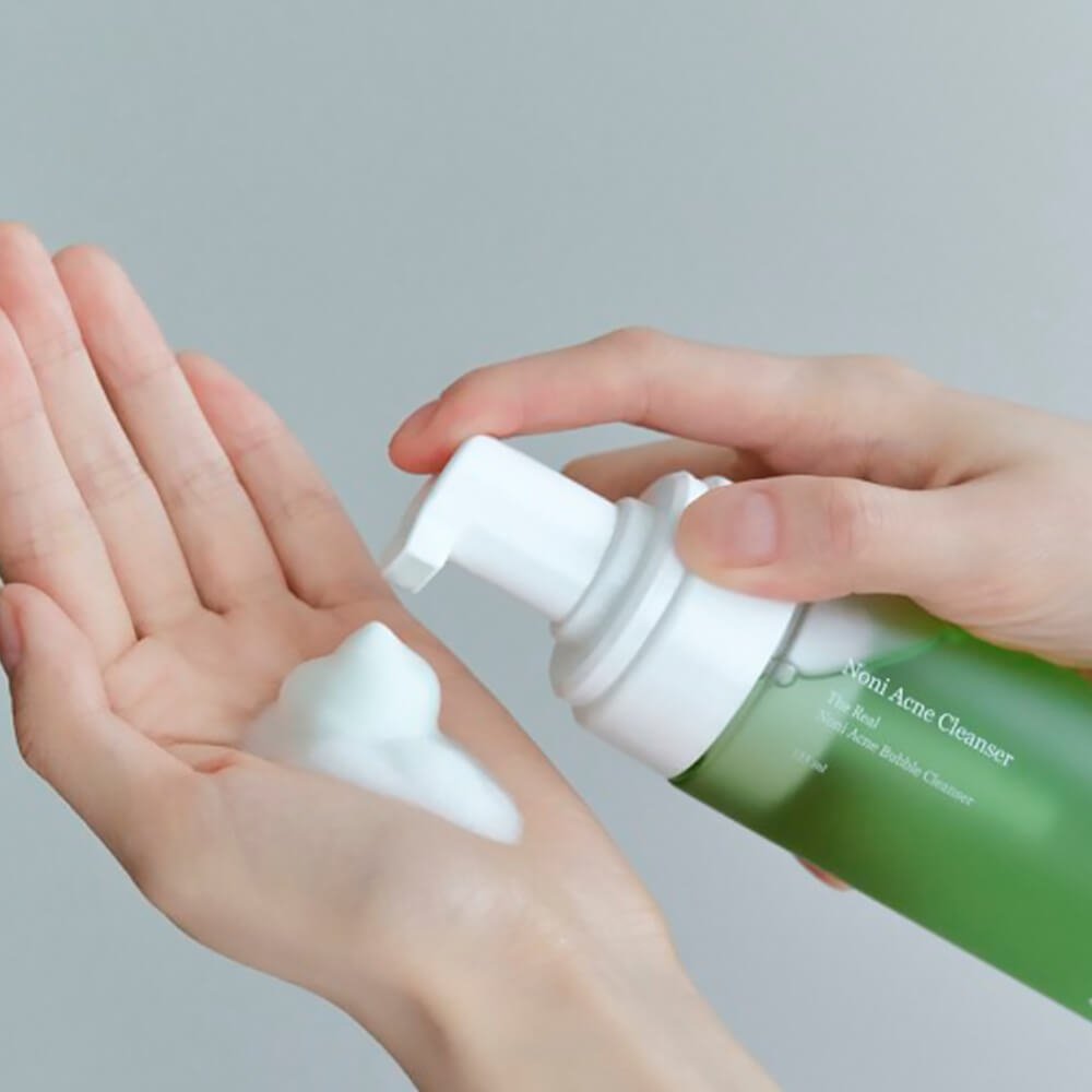 Celimax The Real Noni Acne Bubble Cleanser - KBOX