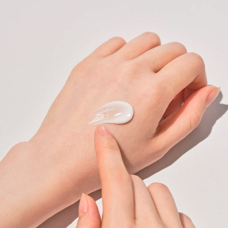 Round lab 1025 dokdo eye cream 30ml - KBOX