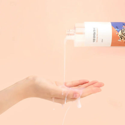 Round lab soybean panthenol toner 250ml - KBOX