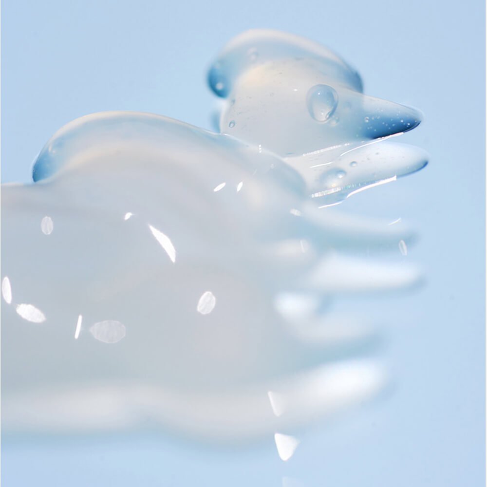 Suero hidratante con centella asiática SKIN1004 Madagascar Centella Hyalu - Cica Blue Serum - KBOX